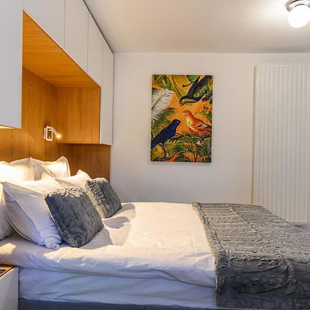 Lagom - Hot Tub Hideout บราชอฟ ภายนอก รูปภาพ